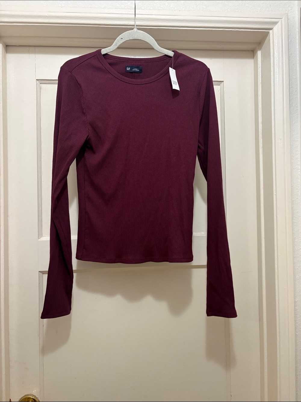 GAP Ribbed Long Sleeve Top in Burgundy Wine